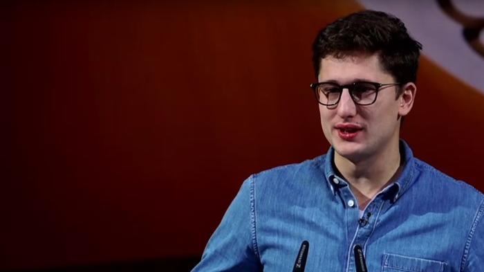 Juso-Bundesvorsitzender Philipp Türmer auf dem Jahreskongress der Jusos 2024. Screenshot: Fabian Runkel.