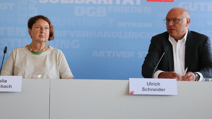 Stellvertretende DGB-Vorsitzende Annelie Buntenbach und Hauptgeschäftsführer des Paritätischen Gesamtverbandes Ulrich Schneider - Bild: zwd