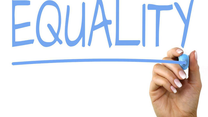 Die GFMK sieht Gleichstellung als Beitrag zur Demokratie. - Bild: Alpha Stock Images/ Nick Youngson