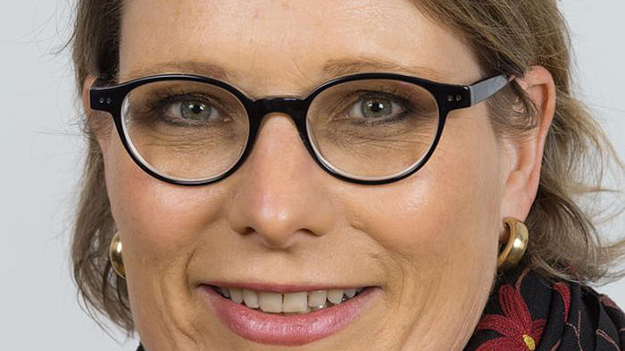 Justizministerin Hubig hat vor, Vergewaltigungen sch&auml;rfer zu bestrafen. - Bild:  Wikimedia/ Sven Teschke