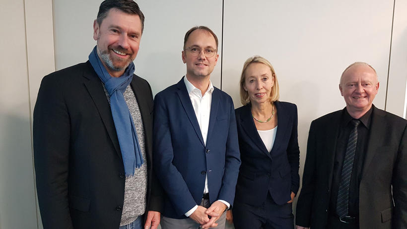Vizepräsident Andreas Bialas, Präsident Tobias J. Knoblich, Vizepräsidentin Prof.´in Birgit Mandel und Schatzmeister Kurt Eichler (v.l.n.r.). - Bild: KuPoGe 