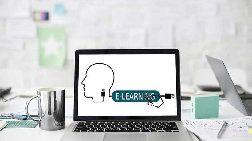 Digitales Lernen soll in Krisenzeiten das Recht auf Bildung gewährleisten. - Bild: Wallpaper Flare